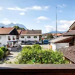 Block's Post 3* Krün