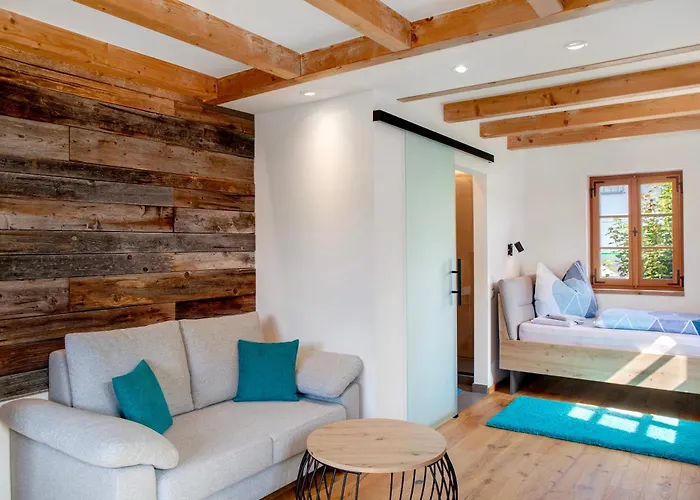 Block's Post 3* Krün